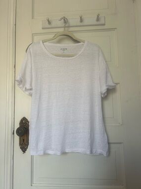 J.Crew White 100% Linen Relaxed Tee Shirt Short Sleeve Capsule Breathable Large